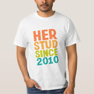 2010年以来の彼女のスタッド Tシャツ