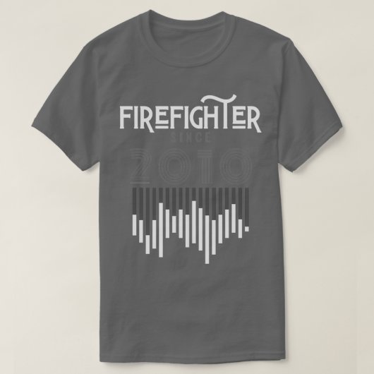 2010年以降の消防士(3) Tシャツ (デザイン正面)