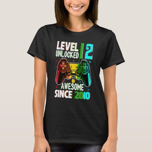 2010年12誕生日以素晴らし降のレベル12のロック解除 Tシャツ (正面)