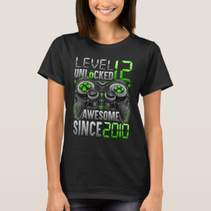 2010年12誕生日以素晴らし降のレベル12のロック解除 Tシャツ