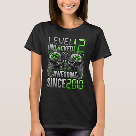 2010年12誕生日以素晴らし降のレベル12のロック解除 Tシャツ (正面)