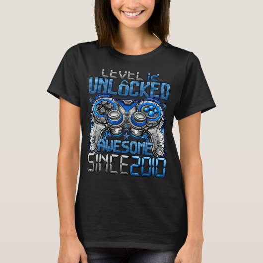 2010年12誕生日以素晴らし降のレベル12のロック解除 Tシャツ (正面)