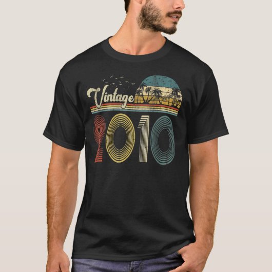 2010年13生まれ歳ヴィンテージ13誕生日Bo Tシャツ (正面)