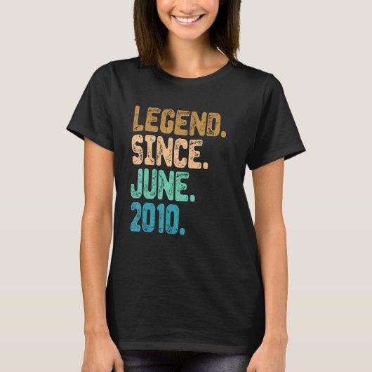 2010年6月以来12歳の伝説12誕生日V Tシャツ (正面)