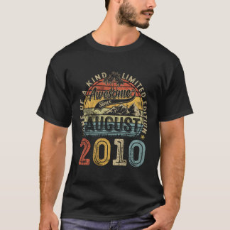 2010素晴らし年からヴィンテージ13番目の誕生日Te Tシャツ