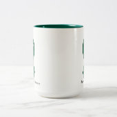 2011年のボーリング・グリーンの大虐殺のマグ ツートーンマグカップ (中央)