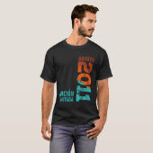 2011年威厳がある2011年2011年2011年2011年 Tシャツ (正面フル)