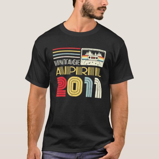 2011年4月生まれ ヴィンテージ 11歳の誕生日 11年目 Tシャツ (正面)