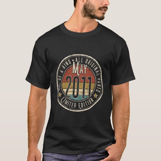 2011年5月11生まれ日(2011年) Tシャツ (正面)