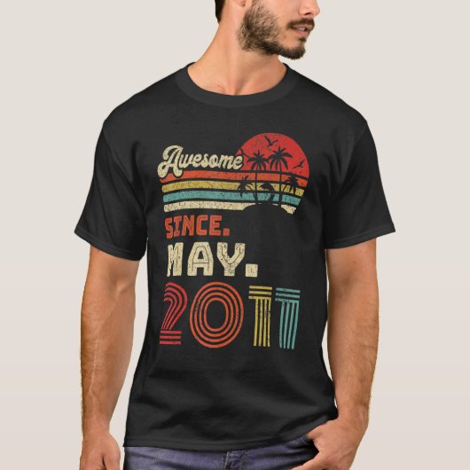2011年5素晴らし月11誕生日以来11歳 Tシャツ (正面)