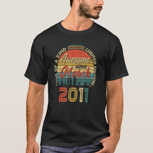 2011素晴らし年3月ヴィンテージ11誕生日以降 Tシャツ (正面)