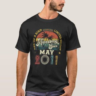 2011素晴らし年5月以来ヴィンテージ11番目の誕生日ギフト Tシャツ