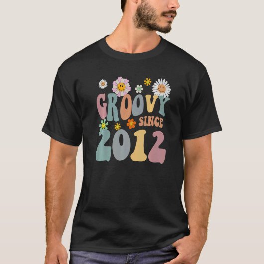 2012年以来Mb Groovyレトロヒッピー花10th Birt Tシャツ (正面)
