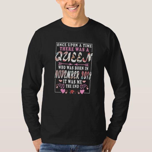 2013年11月に生まれいた女王 Tシャツ (正面)