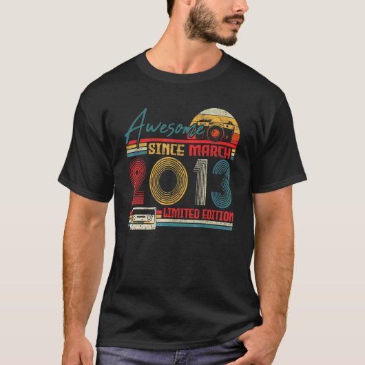 2013生まれ年3月素晴らし9歳から Tシャツ (正面)