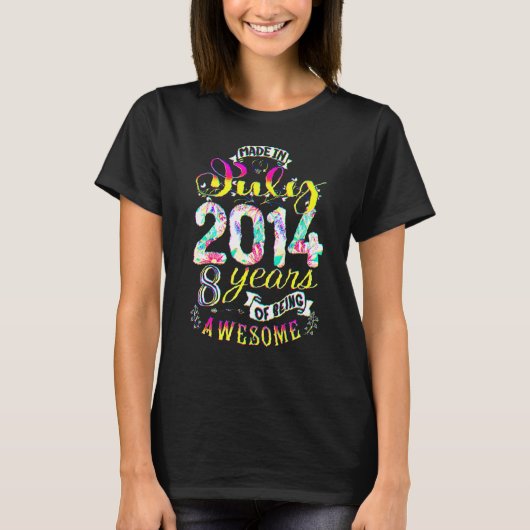 2014年7月生まれの女の子のための8歳の誕生日フラワーギフト Tシャツ (正面)