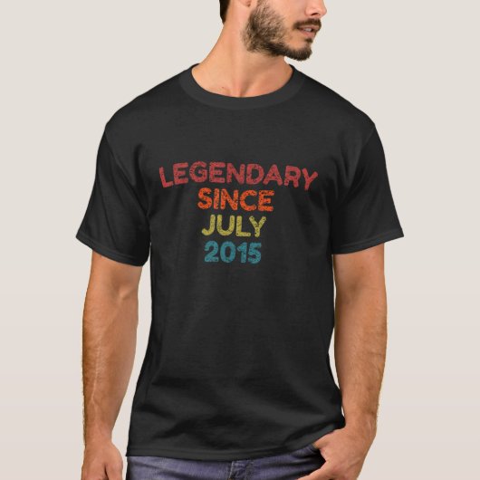 2015年7月以来の伝説的レトロ誕生日ギフト Tシャツ (正面)