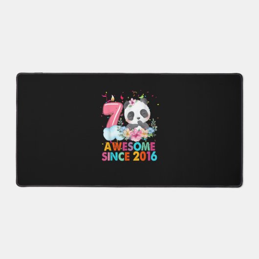 2016年生まれパンダ7歳の誕生日おめでとうB デスクマット (正面)