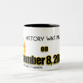 2016年11月8日になされる歴史 ツートーンマグカップ (中央)