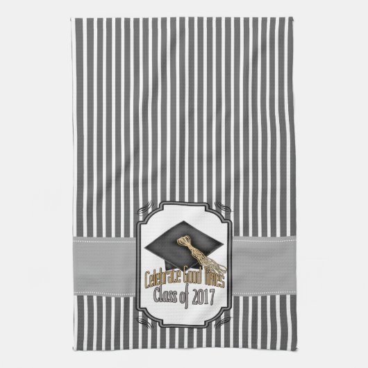 2017のクラスはよい時の卒業のギフトを祝います キッチンタオル (縦)