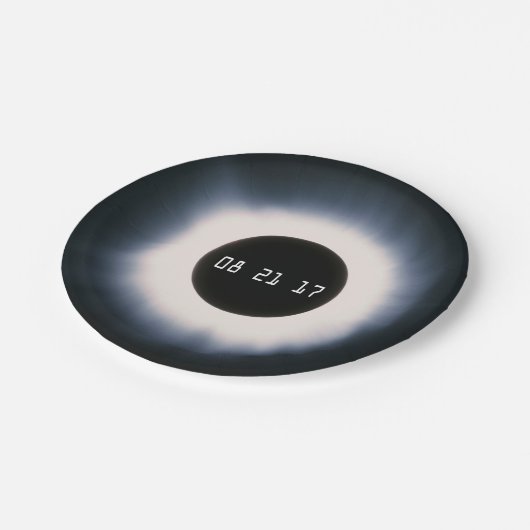 2017威厳がある年黒白太陽の皆既食 ペーパープレート (アングル)