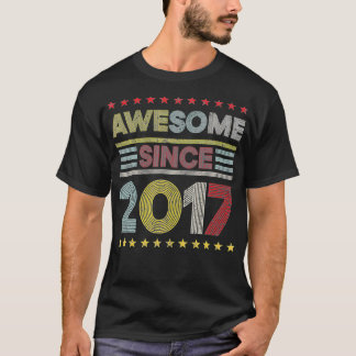 2017年から4年素晴らし目の誕生日デコレーション Tシャツ