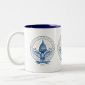 2017年の就任式 ツートーンマグカップ (左)