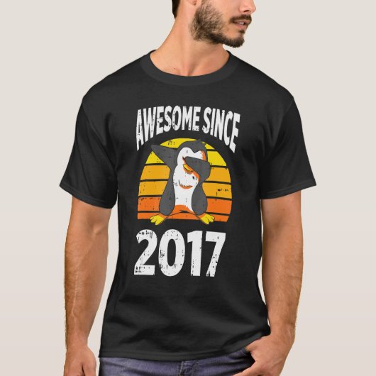 2017年素晴らし5誕生日5年生以来のペンギン Tシャツ (正面)