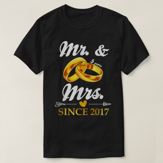 2017結婚年カ結婚したップル5年以来のリングや輪  Tシャツ (デザイン正面)