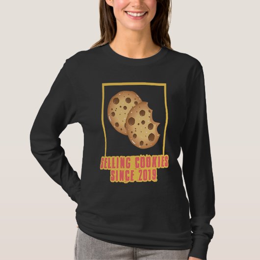2019年からクッキーを販売するクッキー焼き Tシャツ (正面)