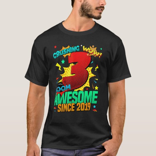 2019年から3回目の誕生日漫画素晴らしスタイル3年 Tシャツ (正面)