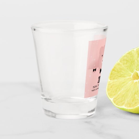 2019年のお正月中国のを飾るピンク豚 ショットグラス (左)