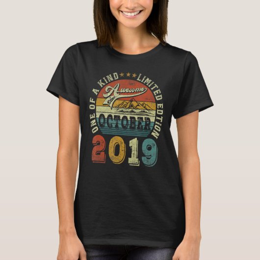 2019年10月素晴らし生後3歳 Tシャツ (正面)