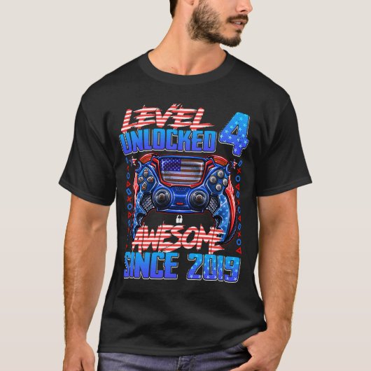 2019年4回目素晴らしの誕生日からレベル4のロック解除G Tシャツ (正面)