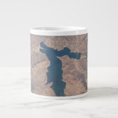 2019年7月4日 – カリフォルニアのイザベラ湖。 ジャンボコーヒーマグカップ (正面)