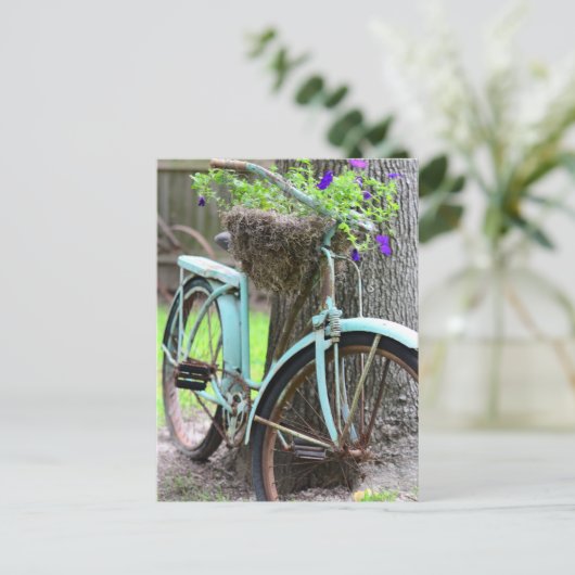 201.庭の自転車 ポストカード (スタンド正面)