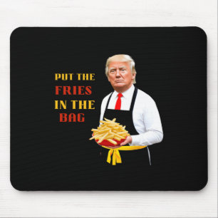 202おもしろい年にフライドポテトを入れたトランプのファストフードバッグ マウスパッド