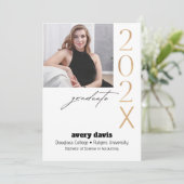 202年卒業金ゴールド写真ホワイト背景 案内状 (スタンド正面)
