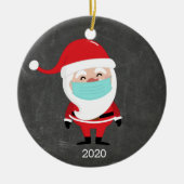 2020年おもしろいのクリスマスにフェイセマスクを着たサンタクロース セラミックオーナメント (正面)