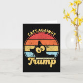 2020年のトランプおもしろいアンチ選挙戦に反対する猫 カード (黄色い花)