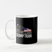 2020年のトランプ列車に乗ってアメリカ国旗を再選 コーヒーマグカップ (左)