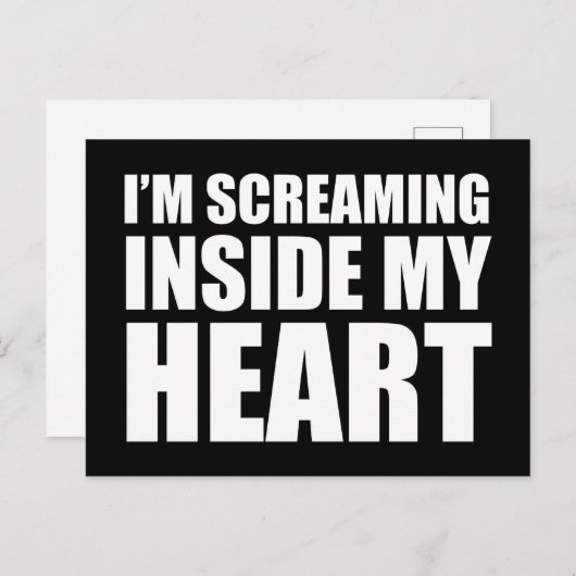 2020年のハートの中おもしろいで叫ぶミーム ポストカード (正面/裏面)