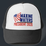 2020年マキシンウォーターズ キャップ<br><div class="desc">2020年の大統領のマキシン・ウォーター。次の選挙でマキシーン下院議員に投票大統領のする。彼女は強い民主女性として20年以上カリフォルニア議会の米国代表を務めている。グラフィックス・ファクトリーによるアメリカ国旗の画像。</div>