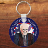 2020年大統領選挙のためのバーニー・サンダース キーホルダー (正面)