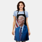 2021ジョーバイデン氏米国大統領ポートレート エプロン (着用した状態)