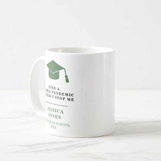 2021年パンデミックのグリーン卒業キャップクラス コーヒーマグカップ (正面左)