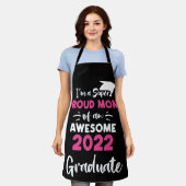 2022すごい年卒業誇りを持った院生の母クラス エプロン (着用した状態)