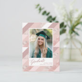 2022バラ金ゴールド大理石モダン写真卒業 インビテーションポストカード (スタンド正面)