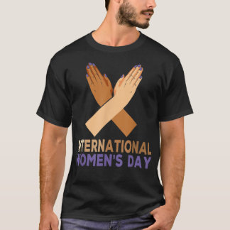 2022国際的年女子デー3月8日Bを休む Tシャツ