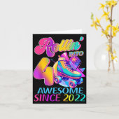 2022年から4歳の誕生日 ホッケーをテーマにしたバースデー カード (黄色い花)